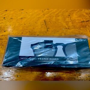 BOSE Frames Rondo Bluetooth sunglasses.